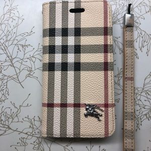 burberry iphone folio case